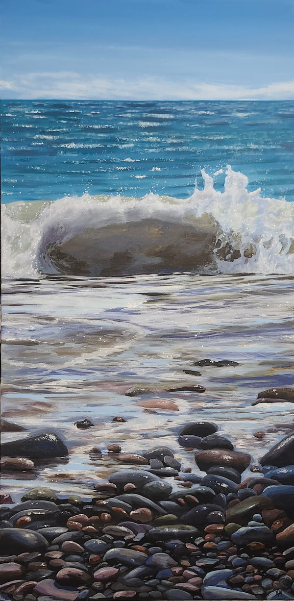 Oil painting of a rocky shoreline with waves crashing against the rocks.